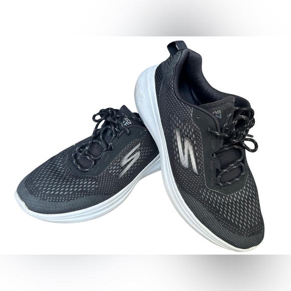 Skechers Go Run Fast-Float Running Shoes For Women (Black) - Picture 10 of 11